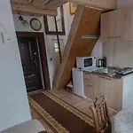 Zemianska Kuria Vachtar Kralova Lehota