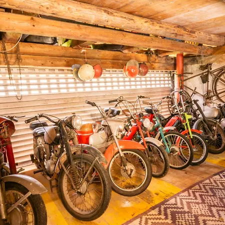 Zemianska Kuria Vachtar Kralova Lehota