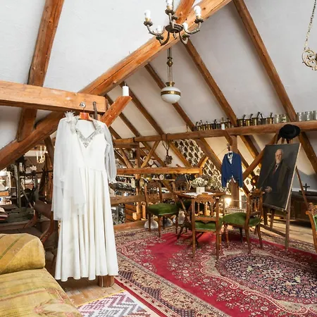 Zemianska Kuria Vachtar Gæstehus Kralova Lehota