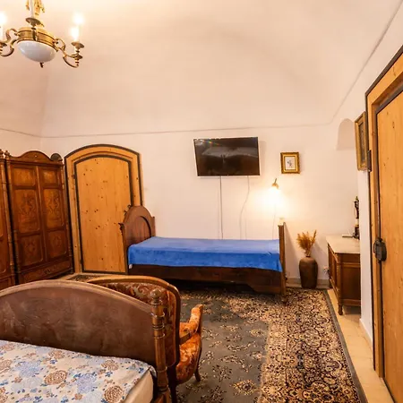 Gæstehus Zemianska Kuria Vachtar 3*