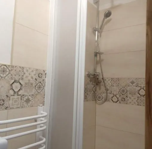 Zemianska Kuria Vachtar 3*