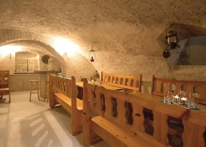 Zemianska Kuria Vachtar Konukevi Kralova Lehota