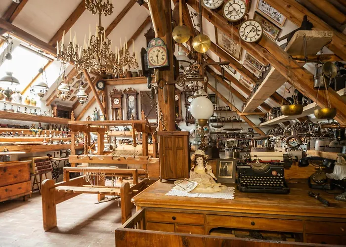 Zemianska Kuria Vachtar Kralova Lehota